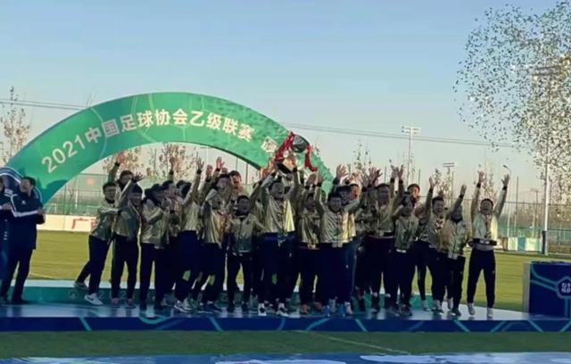 开云官网-萌萌萌！熊本熊观战日本联赛最后一个比赛日