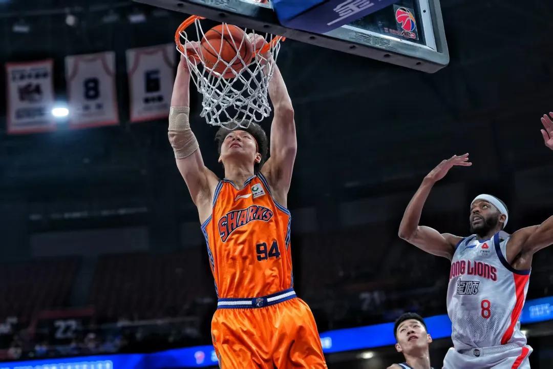 开云体育官网-CBA常规赛第20轮,上海久事男篮95:78胜广州男篮
